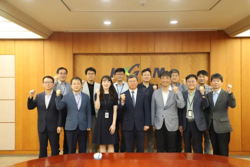 신입직원 임명장 수여식