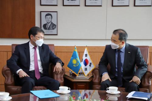 주한 카자흐스탄 대사 방문