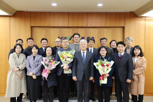 조성백 책임연구원, 유선동 전문기능원, 박현주 전문기능원 정년퇴임식