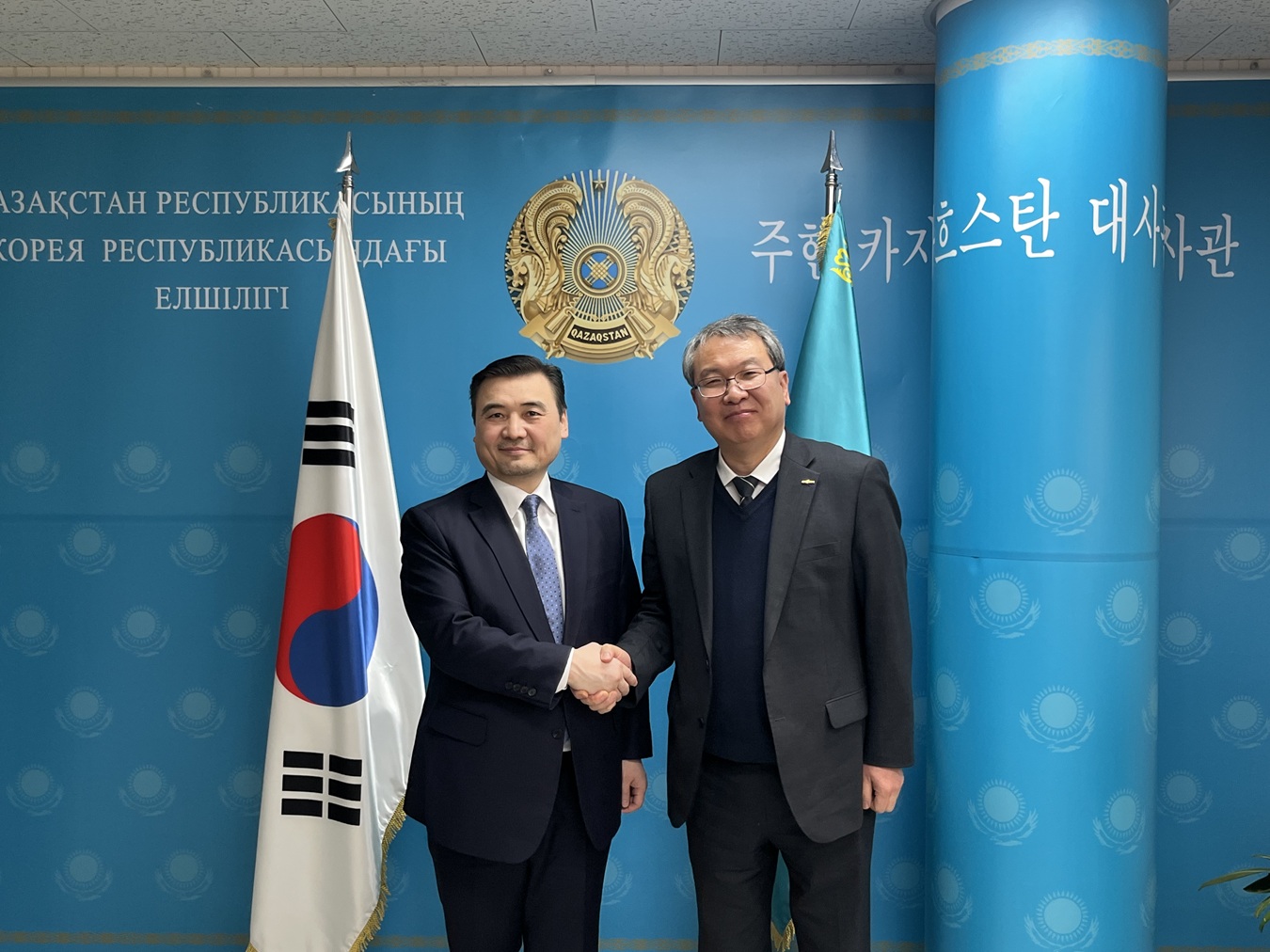 주한 카자흐스탄 대사관 방문 및 핵심광물 협력 논의 관련 이미지